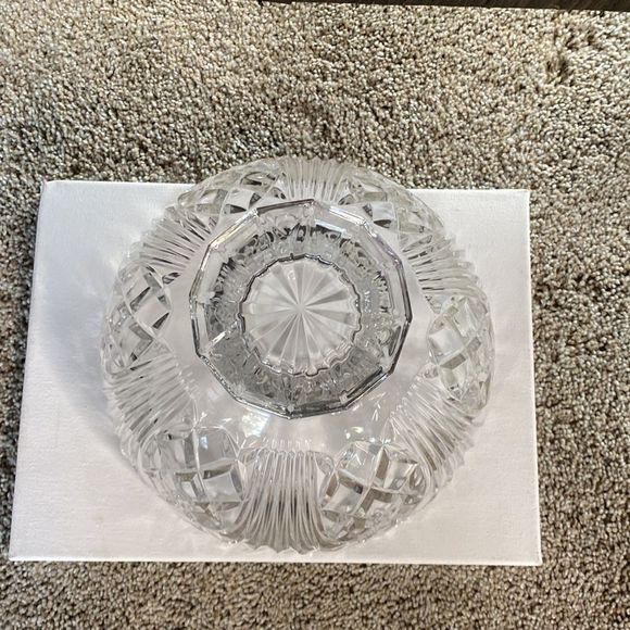 Vintage Large Crystal Bowl - Picture 9 of 10